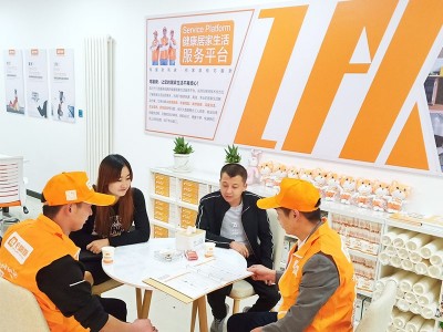 提供房屋翻新、软装搭配、维修安装、深度清洁、企业服务和紧急服务。图2