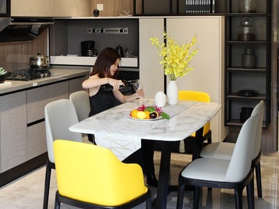 大理石餐桌椅组合现代简约北欧风格家具样板房饭桌小户型家用餐桌图3