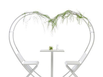 室外休闲心吧桌椅 户外婚礼心形吧椅吧台民宿浪漫创意桌椅组合