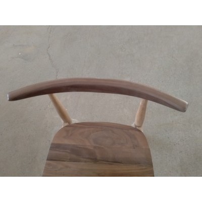 橡木餐椅黑胡桃大小温莎椅牛角椅北欧日式简约小户型木蜡油实木椅