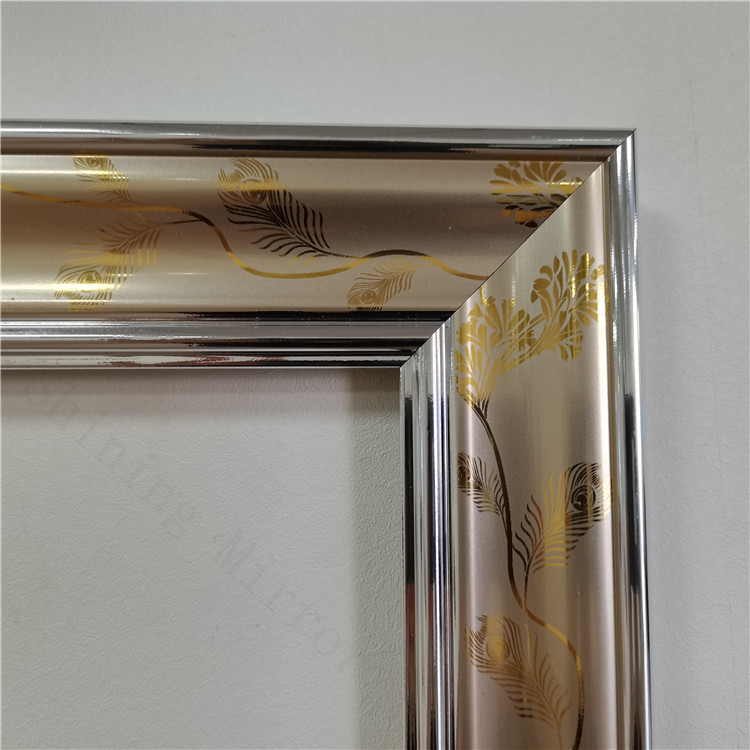 plastic f<i></i>rame mirror