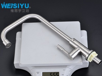 304不锈钢立式单冷入墙厨房菜盆水龙头万向洗菜盆水槽龙头图2
