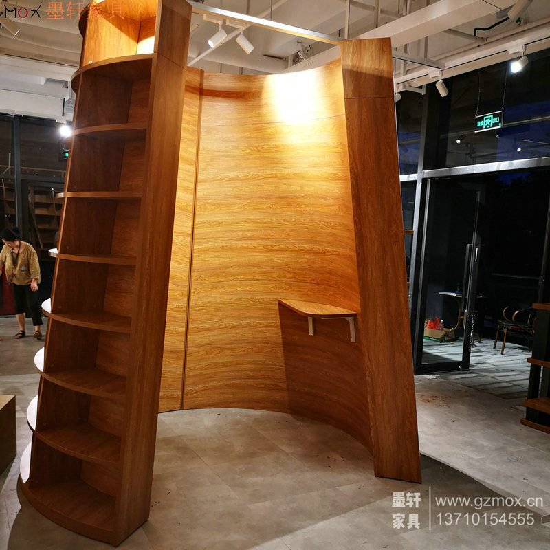 圆塔型书屋 (2).JPG