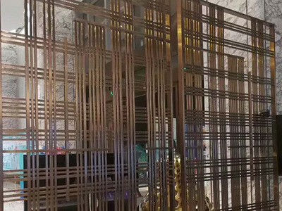 厂家定制中式钛金屏风不锈钢中式拉丝屏风隔断激光刻字不锈钢隔断图3