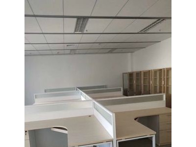 办公桌，英之腾家具厂与多家500强长期合作，签办公桌项目合同图4