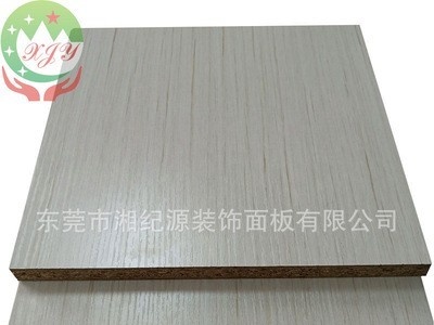 厂家直销衣柜移门装饰苏香桐贴面刨花板 耐磨耐刮室内台面刨花板图5