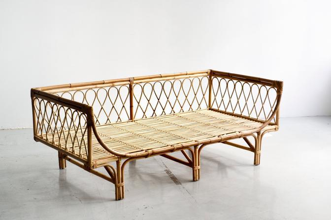 large-aliki-daybed-furniture-7