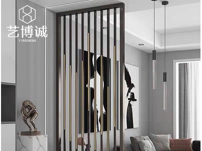 设计酒店大堂入户玄关不锈钢黑钛金属格栅轻奢铁艺屏风隔断墙装饰图1