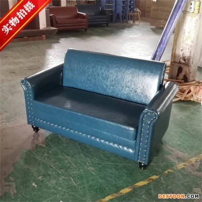 越秀区美式咖啡店扶手沙发_油蜡皮革双人位卡座沙发
