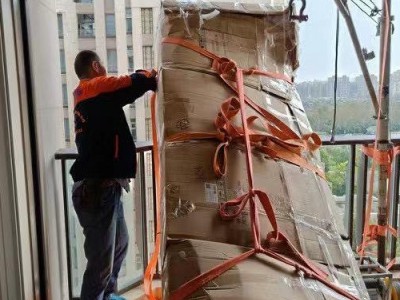 上海杨浦吊沙发上楼，杨浦区吊装大家具衣橱，高难度大件物品吊运