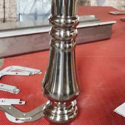 建筑装饰天聚不锈钢热销不锈钢镜面玫瑰金立柱 昆明量贩式茶几套管立柱 现