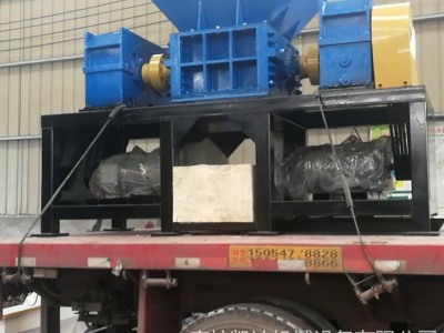 KD木材撕碎机 600型废旧沙发撕碎机 多功能双轴废旧家具破碎设备