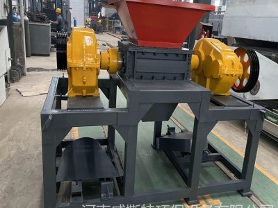 朔州 多功能双轴废旧家具破碎设备 木材撕碎机 600型废旧沙发撕碎机