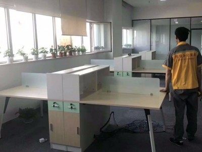 职员办公桌4人位员工位办工桌椅组合简约屏风卡座工作位