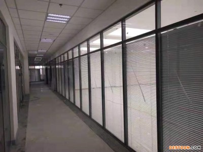南昌办公桌隔断定制 服务为先 兰州策祥装饰材料供应