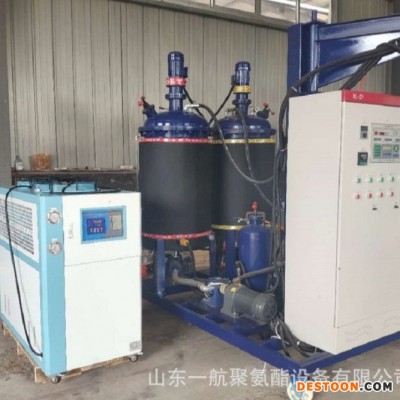 PU汽车零部件生产设备 冷藏柜冷藏箱发泡机 汽车配件扶手加工设备 山东一航 YHL-4