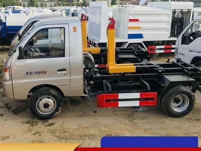 黑豹小型垃圾车     农村城镇垃圾箱转运拉臂垃圾车 小型勾臂垃圾车
