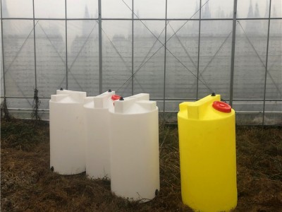 带计量泵电子塑料搅拌桶 甬诚10吨洗洁精加药桶 配搅拌机大型母液药剂桶
