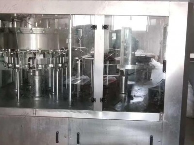 现货出售  二手三合一不锈钢灌装机  纵海  二手饮料灌装机   洗洁精灌装设备