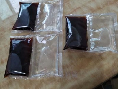 双头气动全自动膏体花生酱醋洗洁精沐浴露辣椒油酱料封口机定量液体包装机
