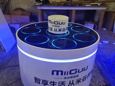 山东 批发定制 黑创指纹锁展示柜 太空铝 套装滑盖半导体柜台