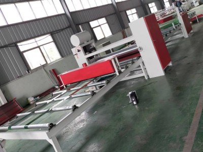 兴顺自动修边1250型冷胶贴面机，木饰面板大板覆面贴纸机