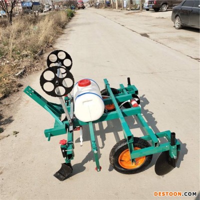乐丰机械新型手扶带动覆膜机_多功能花生覆膜机厂家直销