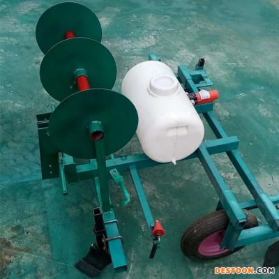 直销农用四轮地膜机 志成盖膜打药铺滴灌带覆膜机 ZC-80型西瓜种植铺膜机 拖拉机地膜覆盖机快速