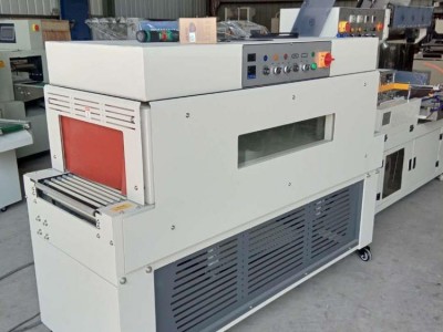 柚子全自动包装机 保温餐盒包装机 博锋 L450 水果热收缩覆膜机