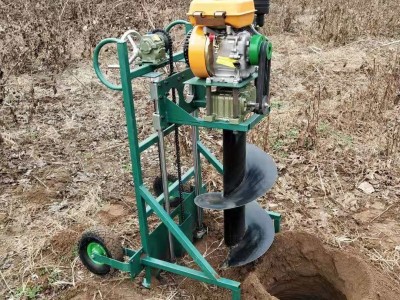 驰航大功率新型果树挖坑机 小型果园挖坑机 拖拉机后输出植树挖坑机  座驾式植树刨穴机  螺旋钻头 大马力植树挖坑机