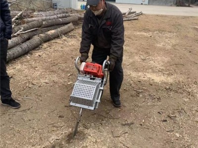 防断链条挖树机起树断根移植机广东刨树移苗挖树机