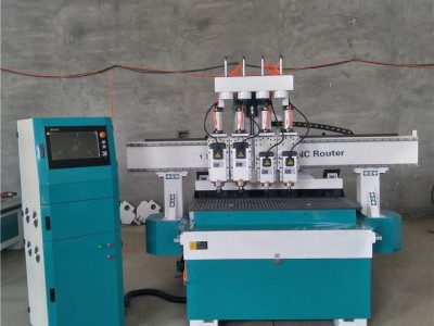 迅雕橱柜门板开料机 四工序板式家具木工开料机 1325数控木工开料机厂家