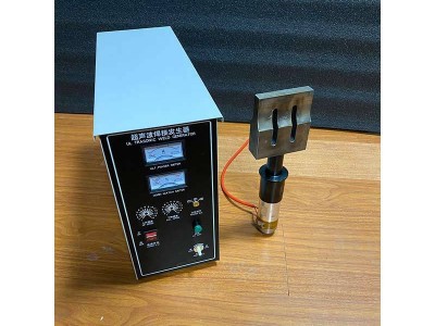 KN95口照封边机 N95口罩超声波封边机 全自动超声波压面机