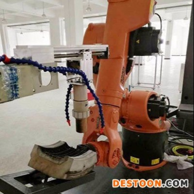 激光智能清洗，贴合曲面清洗、绿色环保-圣同智能激光清洗机能够清除物件表面树脂、油污、污渍、污垢、锈蚀、涂层、镀层、油漆。