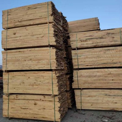 新西兰松木木方建筑模板板芯松面酚醛胶