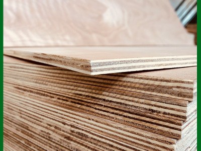 大量供应木板材 胶合板砂光7cm 做装潢家具木材板 多层板
