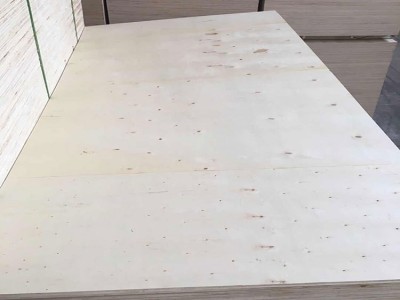 大量供应杨木胶合板免蒸熏家具三夹板制做包装箱托盘多层板木板材图5