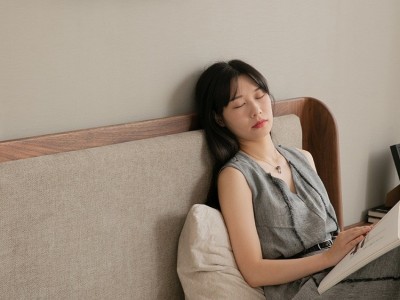 先卓木业北美黑胡桃双人床现代北欧简约1.8大床预售款图3