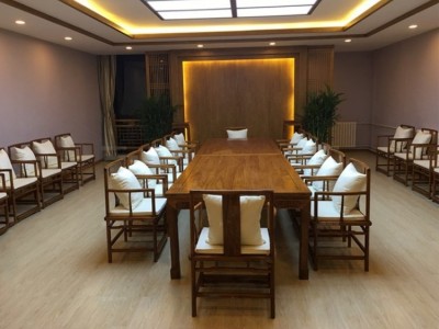 厂家生产中式大班台会议桌 定制会议室办公长桌长方形实木办公桌图3