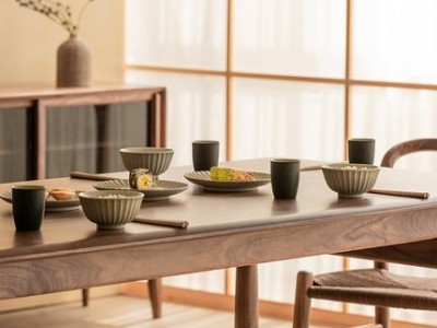 日式实木餐桌家用小户型桌子餐厅长方形饭桌图2