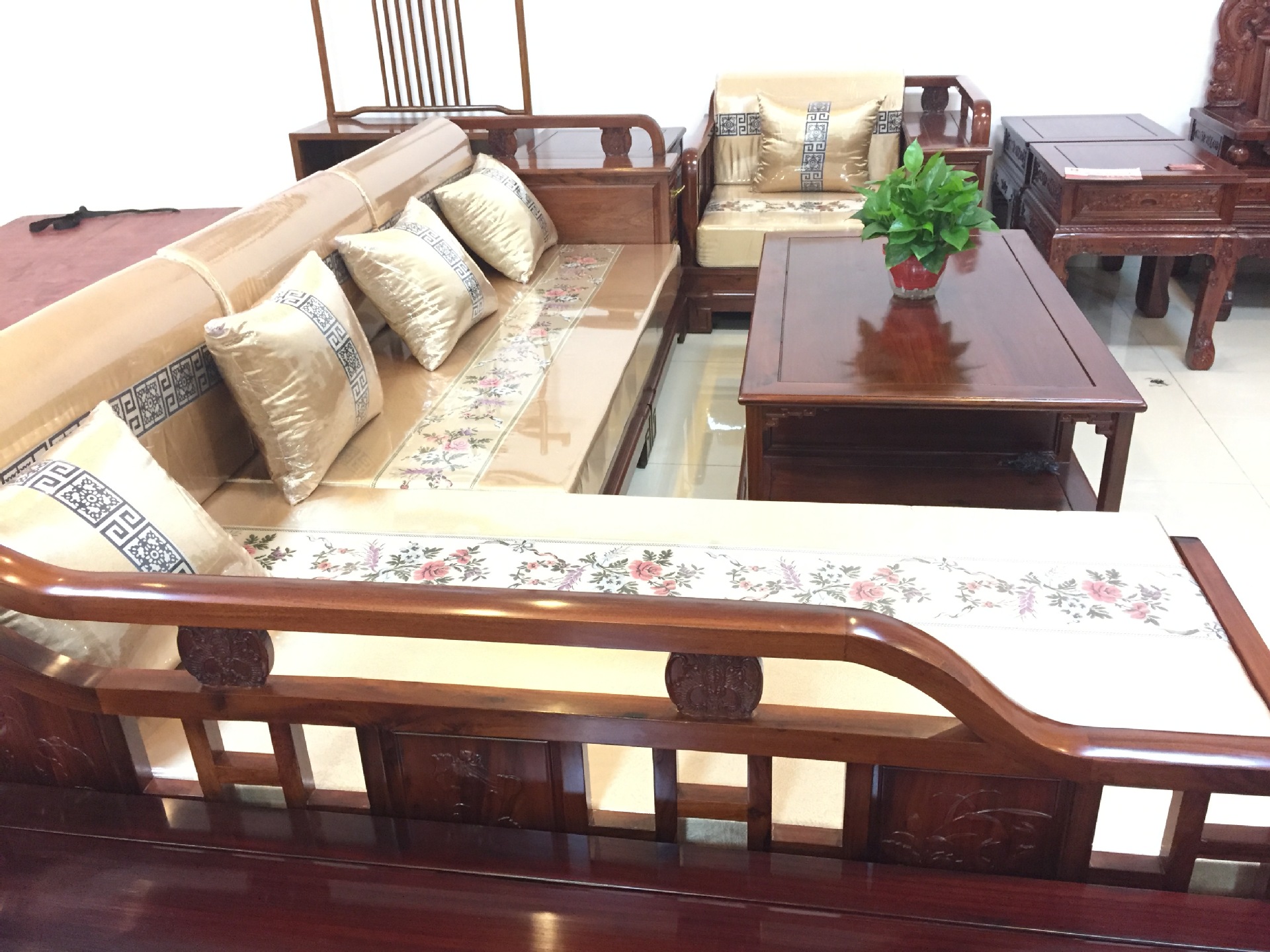 红木新中式贵妃转角沙发非洲酸枝木软体实木布艺贵妃沙发客厅家具示例图2