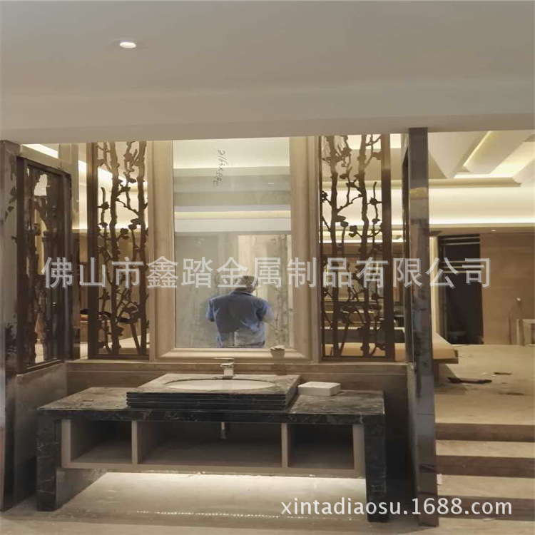出口迪拜镜面玫瑰金不锈钢茶几支架实物效果图示例图8