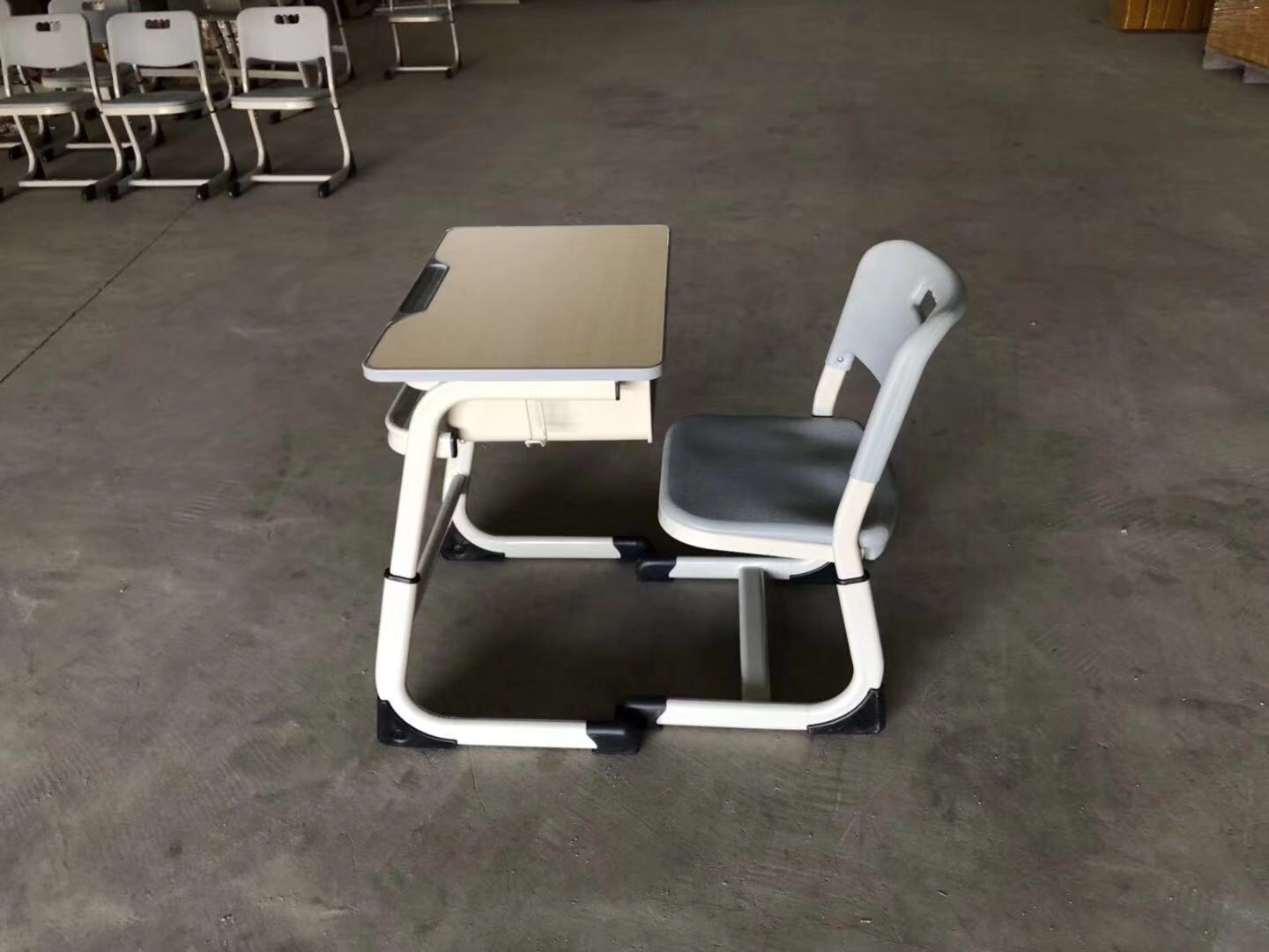 5653422.jpg