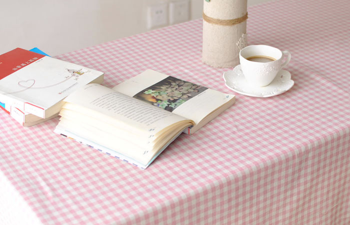 厂家供应韩式清新粉色格子小清新餐桌布 书桌盖布 布艺批发多尺寸示例图4