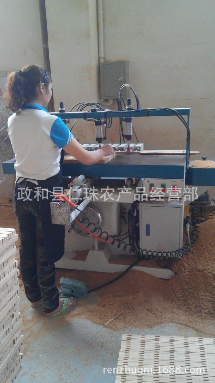 简约现代实木 简易书架 多层楠竹条式书架 创业组合 书柜 植物架示例图23