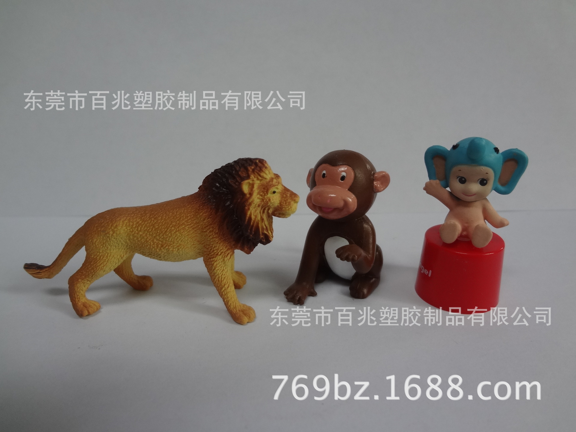 东莞厂家供应 塑胶狮子办公桌饰品 精美设计狮子注塑玩偶来图定制示例图3