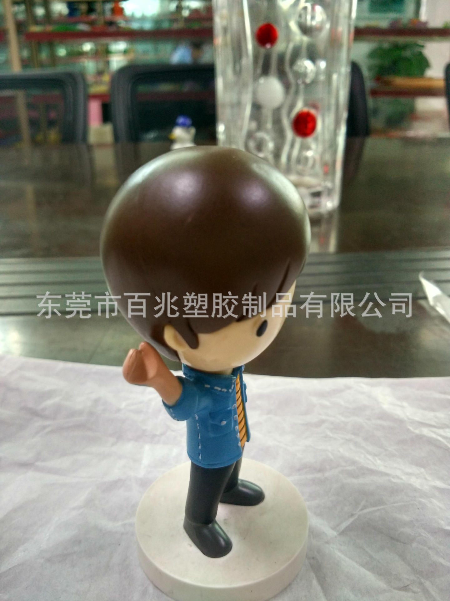 厂家热销  老鹰展翅塑胶装饰品  办公桌饰品定制  欢迎来图来样示例图13