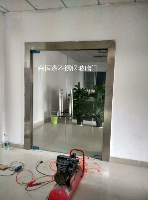 深圳密码锁玻璃门维修定做黑钛金玻璃门酒店店铺办公室玻璃门示例图5