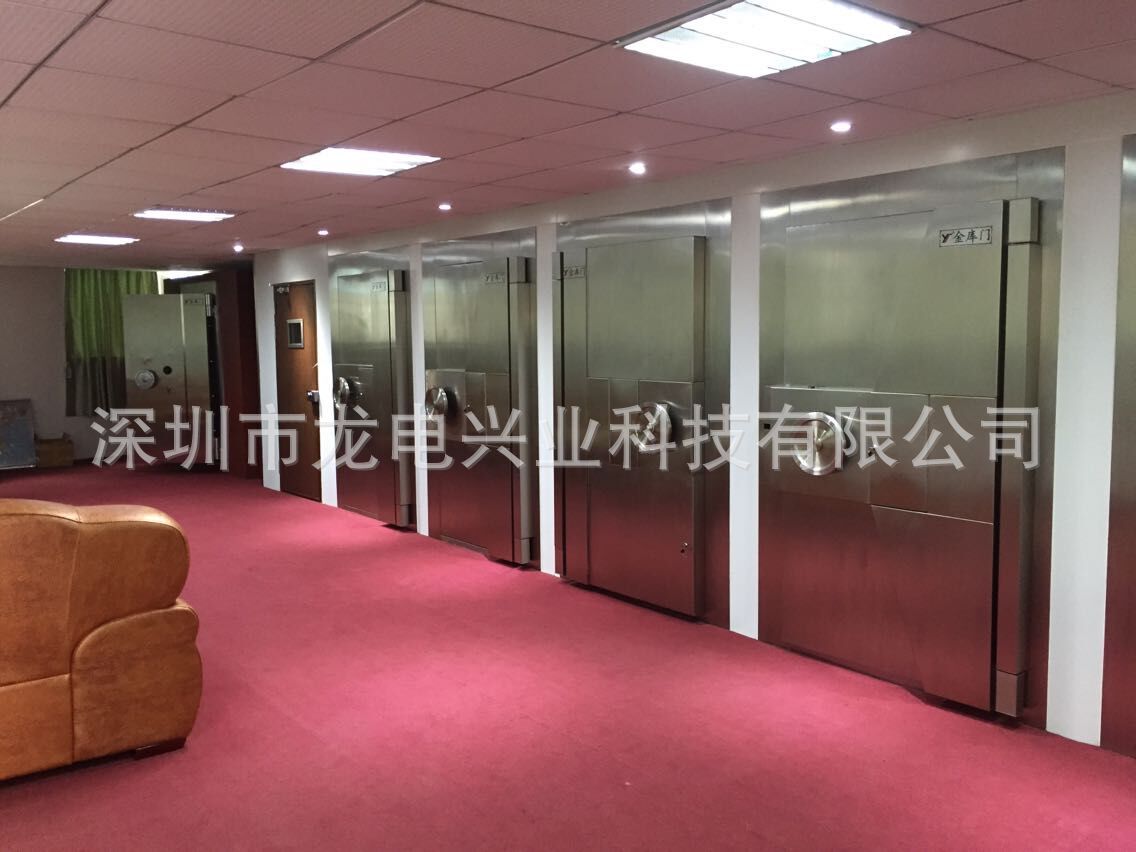 深圳碳钢金库门厂家直销 机械密码锁防盗门 博物馆文物库房门示例图5