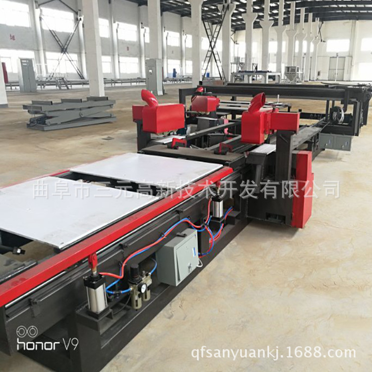 曲阜三元数控全自动铝合页切割锯数控自动化铝合页切割机示例图5